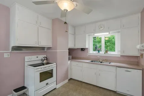 32 Dearborn Street Milford NH 03055