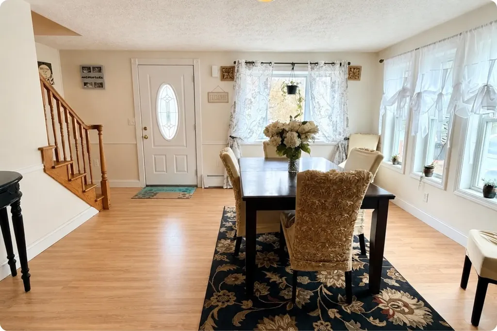 3 Kerri Lane Hooksett NH 03106