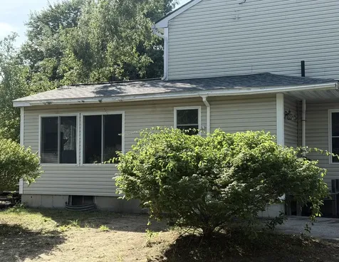 3 Kerri Lane Hooksett NH 03106