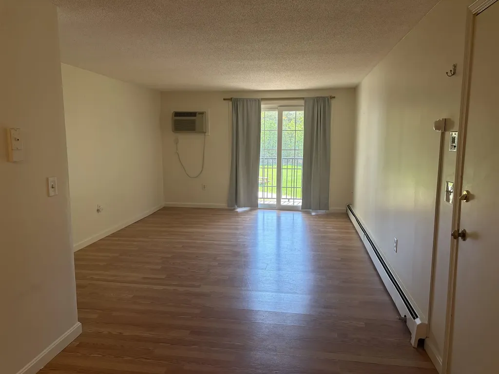 1007 White Cedar Boulevard Portsmouth NH 03801