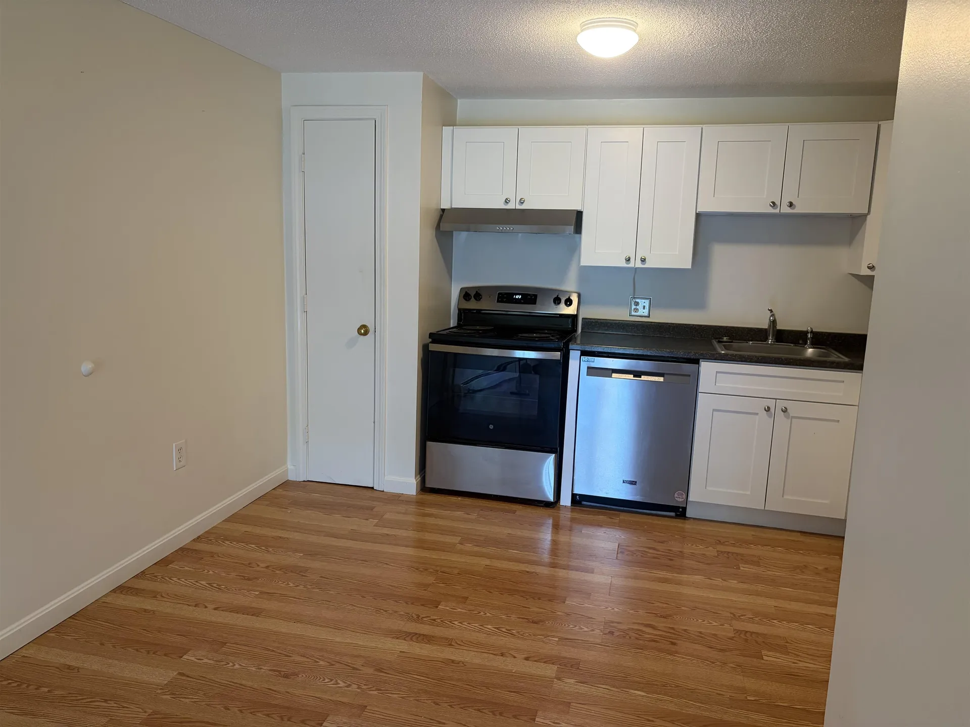1007 White Cedar Boulevard Portsmouth NH 03801