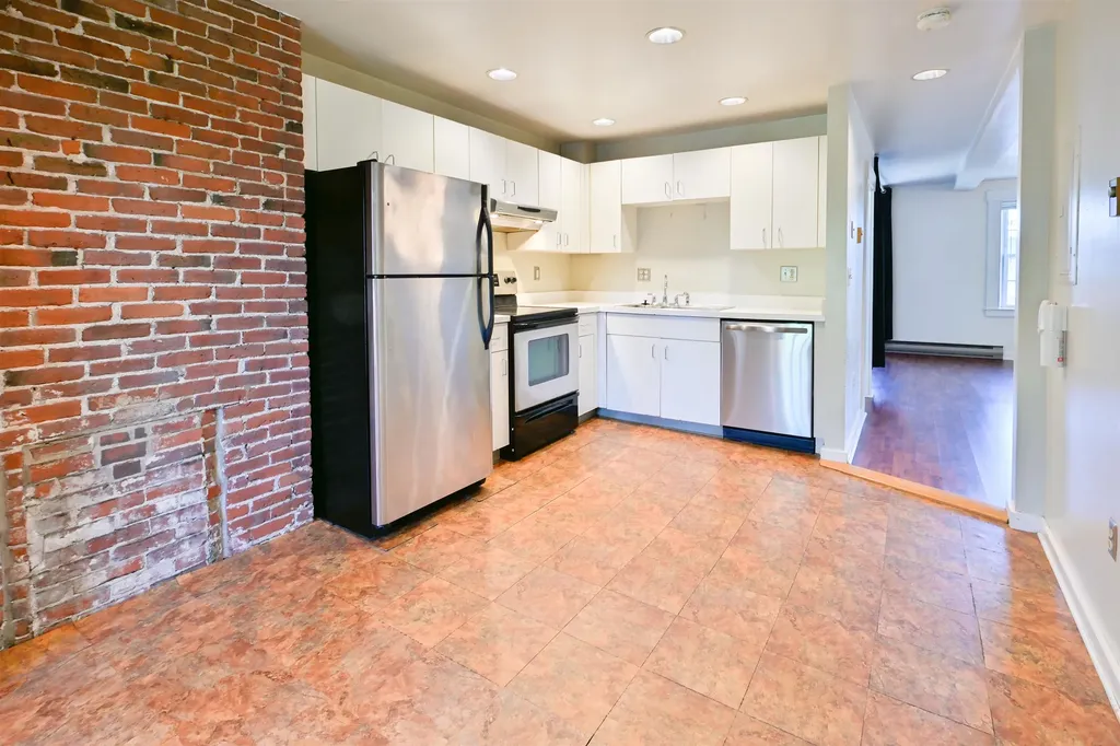 139 West Merrimack Street Manchester NH 03101