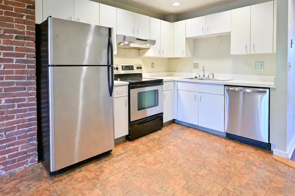 139 West Merrimack Street Manchester NH 03101