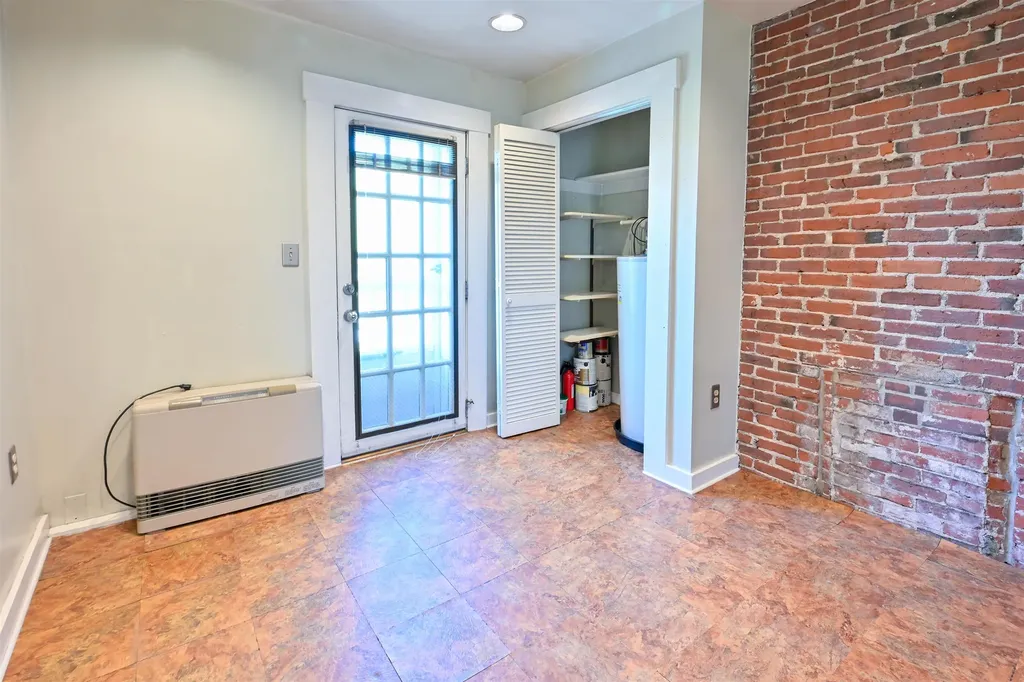 139 West Merrimack Street Manchester NH 03101