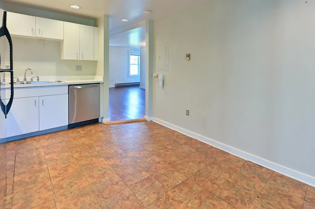 139 West Merrimack Street Manchester NH 03101