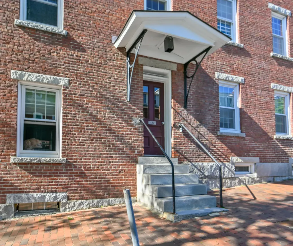 139 West Merrimack Street Manchester NH 03101