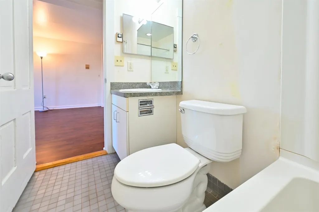 139 West Merrimack Street Manchester NH 03101