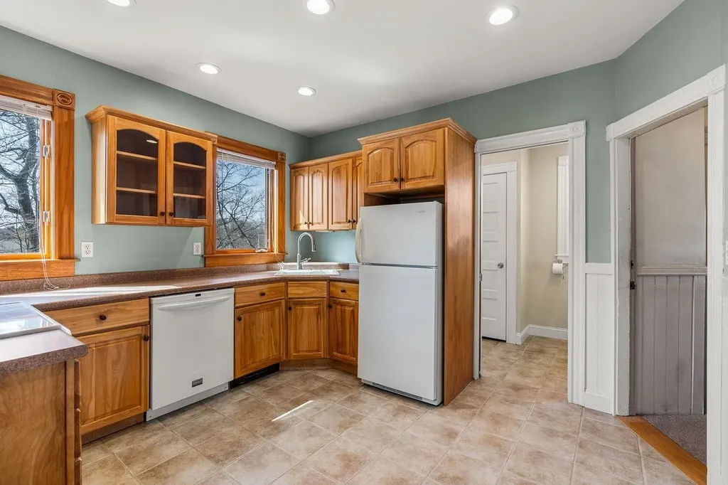 41-43 Highland Avenue Chelmsford MA 01863