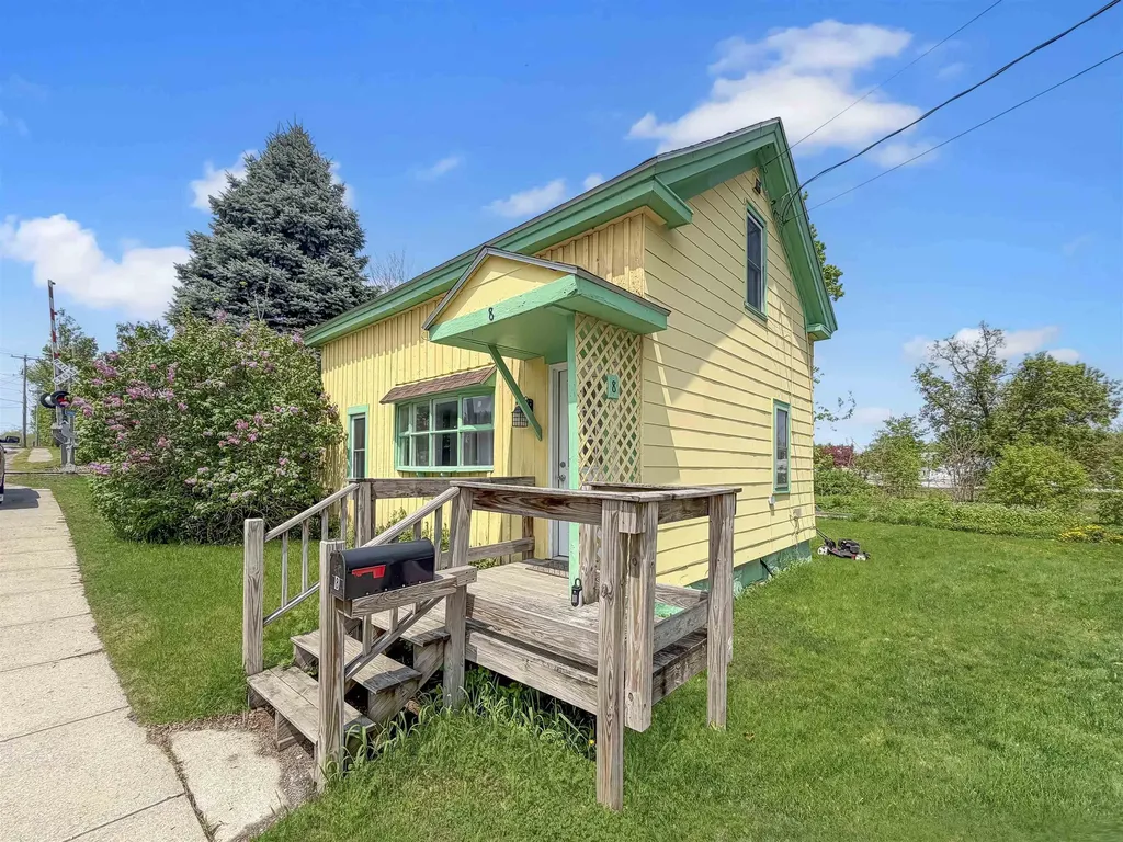 8 Lake Street Swanton VT 05488