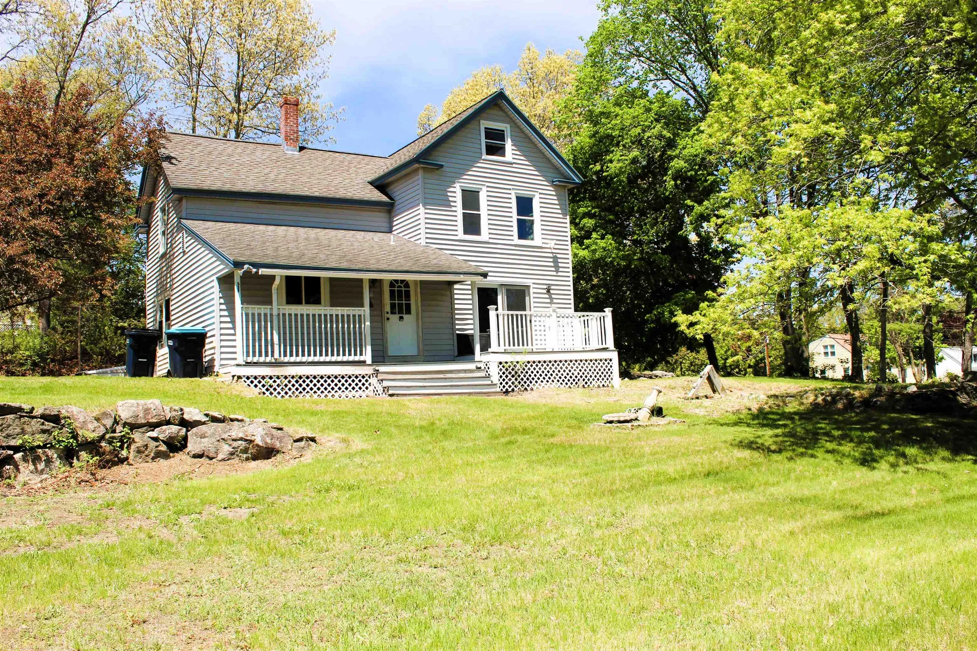 2 Paula Circle Hudson NH 03051