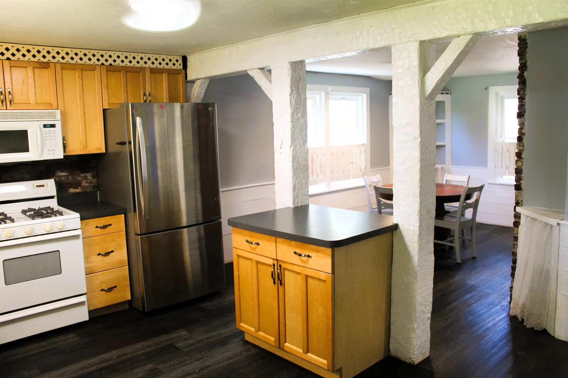 2 Paula Circle Hudson NH 03051