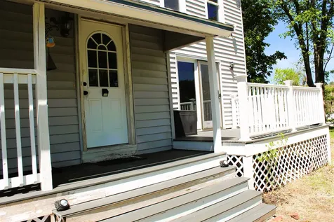 2 Paula Circle Hudson NH 03051