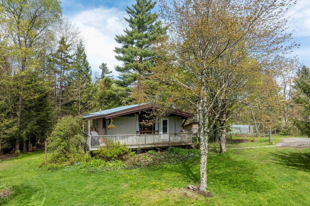 1310 Clif Reynolds Road Cambridge VT 05464