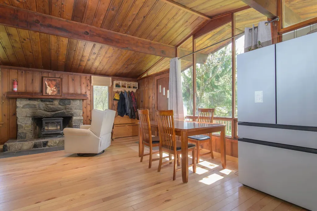 1310 Clif Reynolds Road Cambridge VT 05464