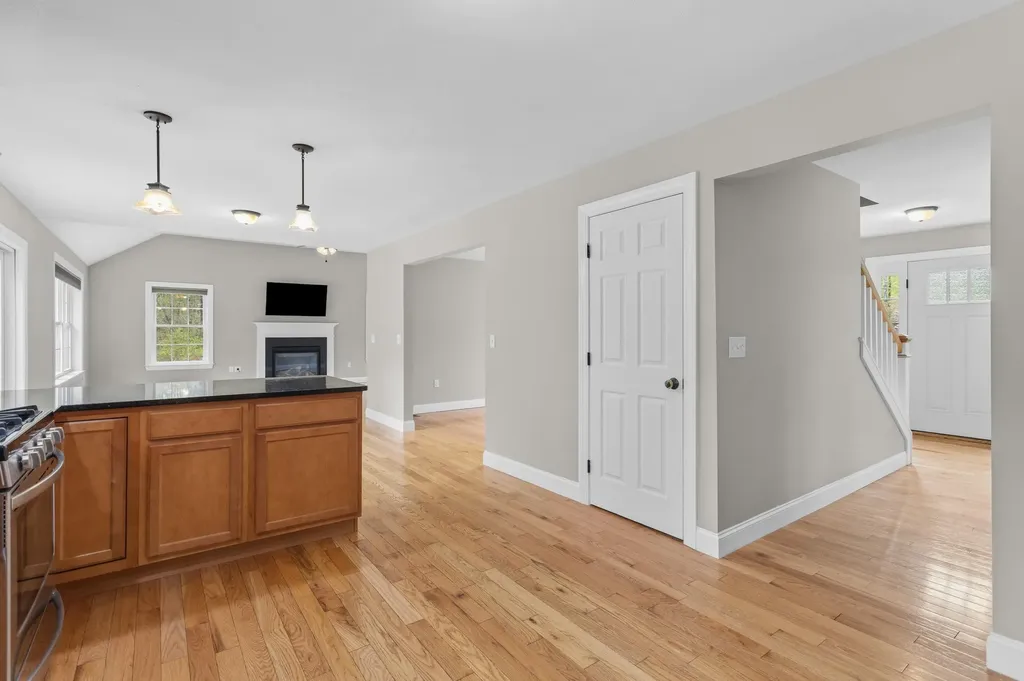 10 Wood Circle Goffstown NH 03045