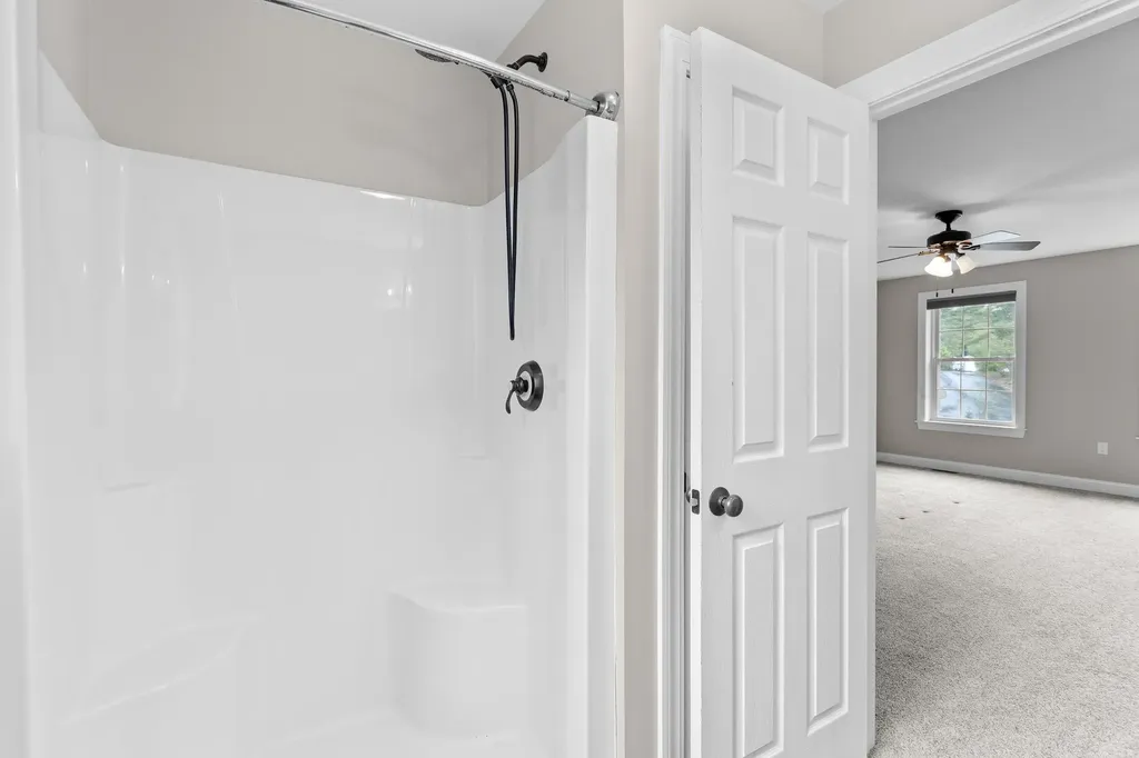 10 Wood Circle Goffstown NH 03045