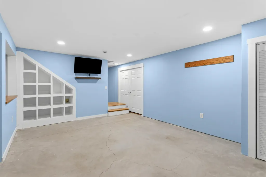 10 Wood Circle Goffstown NH 03045