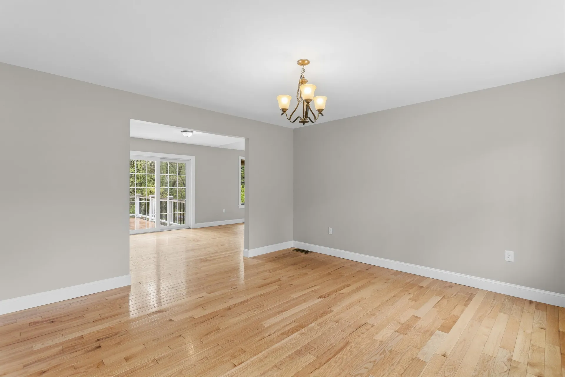 10 Wood Circle Goffstown NH 03045