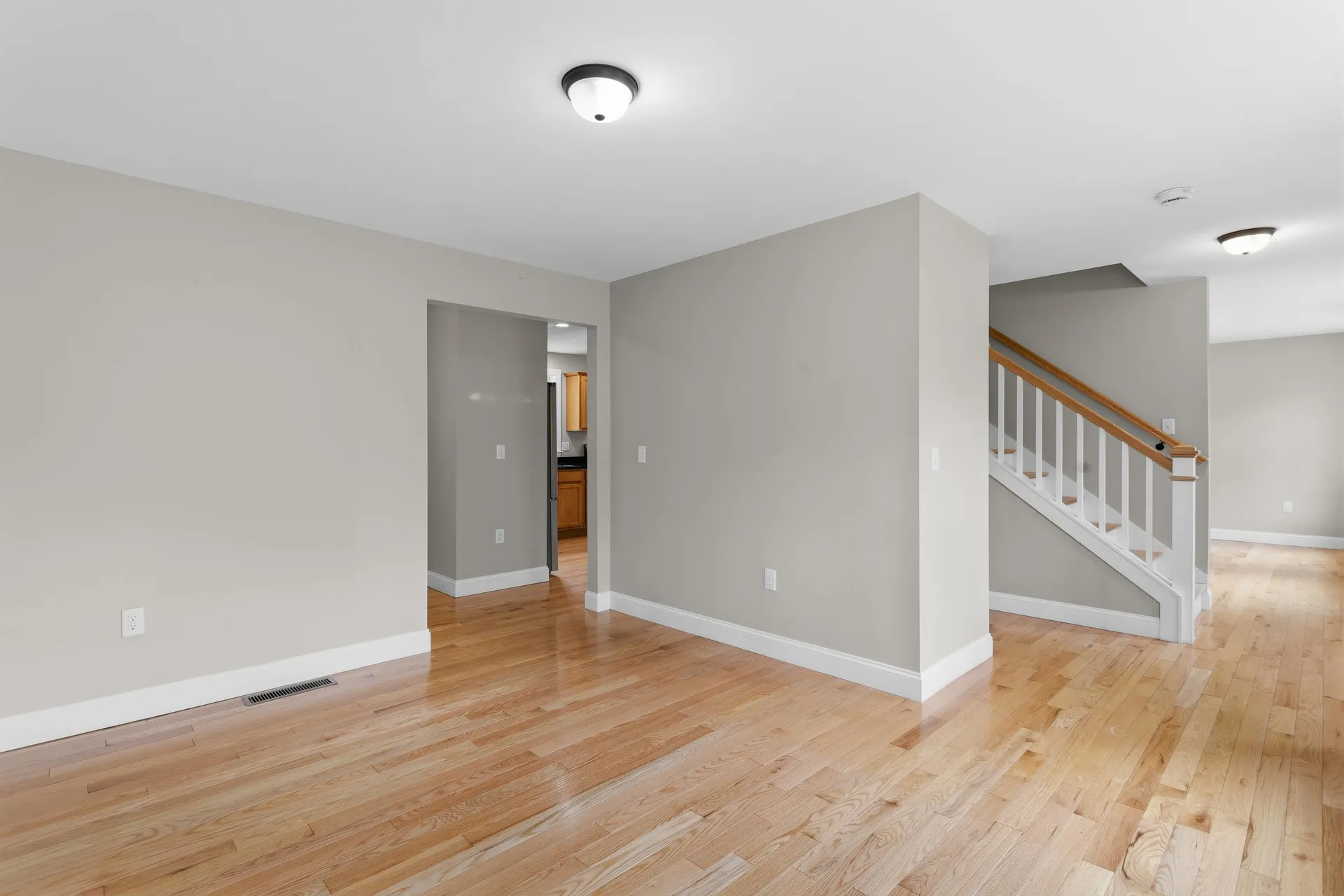 10 Wood Circle Goffstown NH 03045