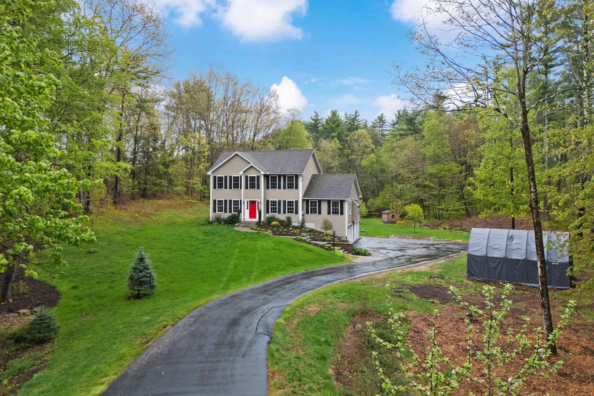10 Wood Circle Goffstown NH 03045