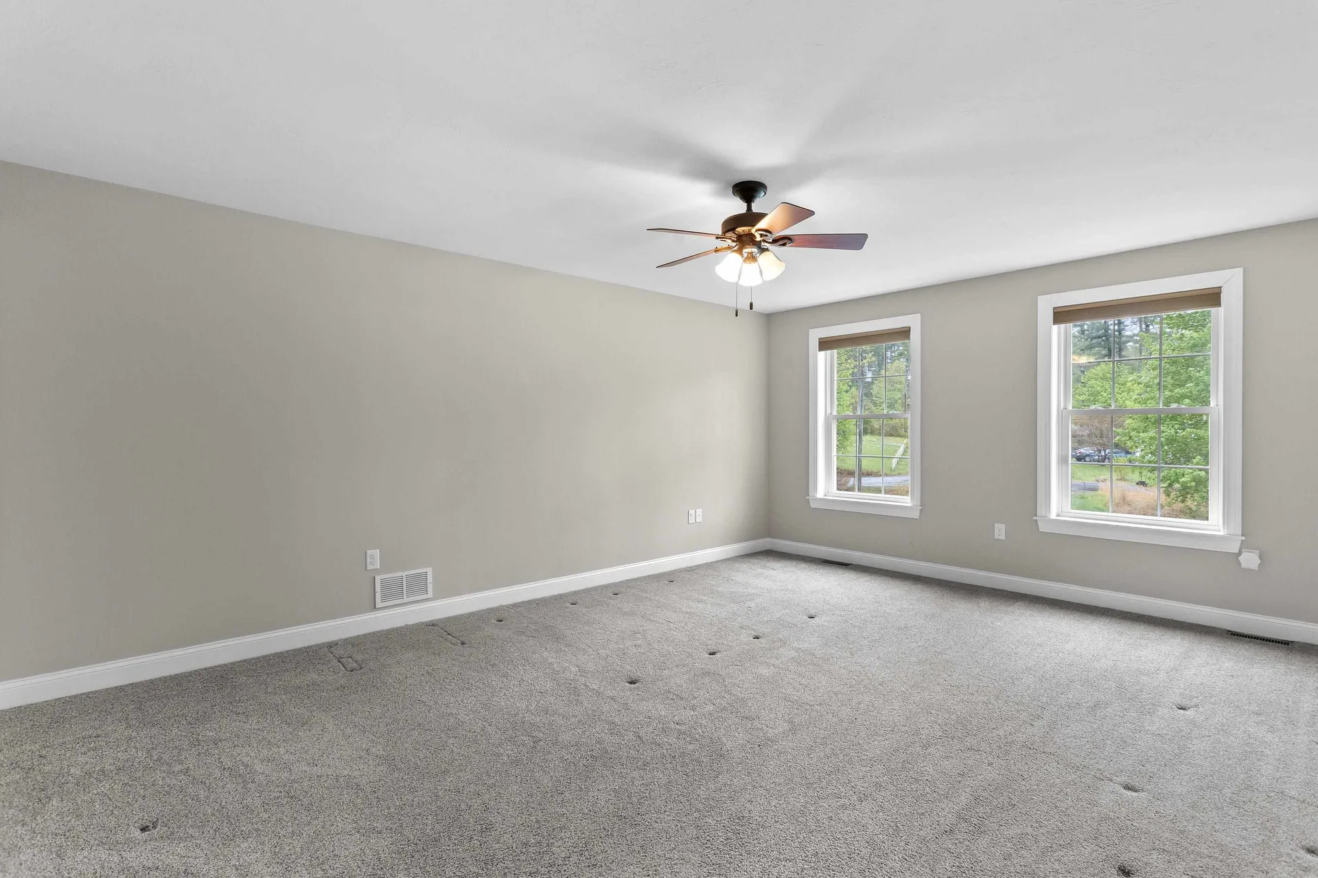 10 Wood Circle Goffstown NH 03045