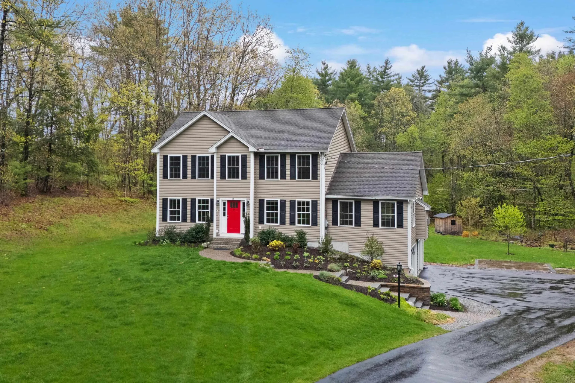 10 Wood Circle Goffstown NH 03045