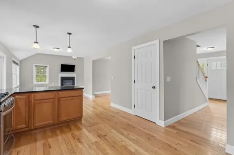 10 Wood Circle Goffstown NH 03045