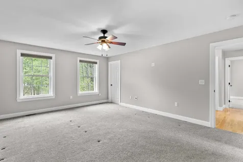 10 Wood Circle Goffstown NH 03045