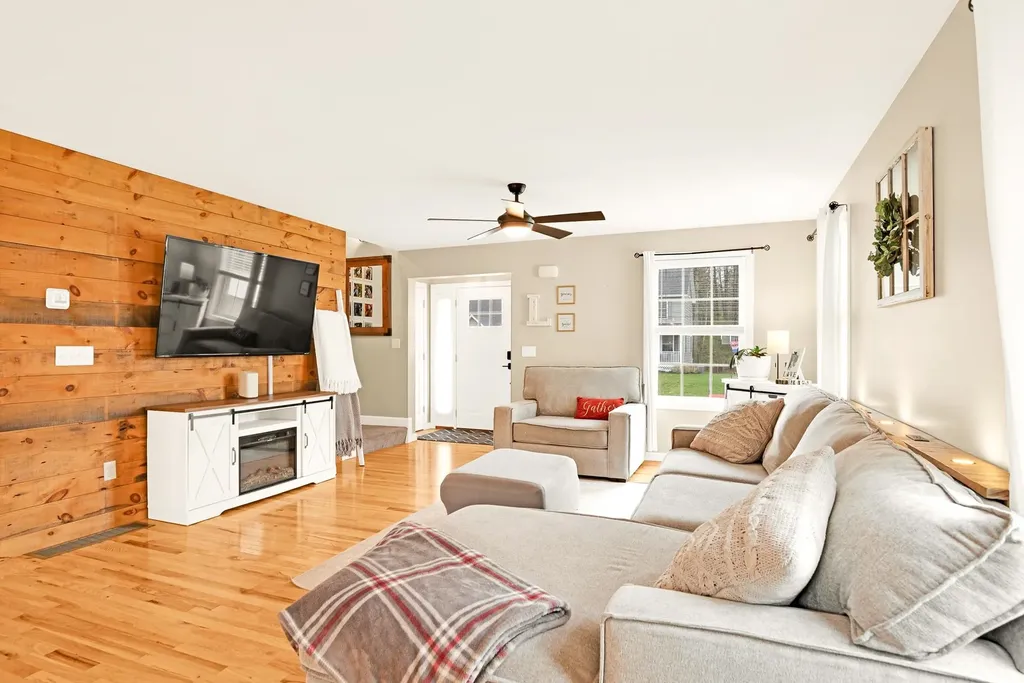 31 Rangeway Drive Rochester NH 03868
