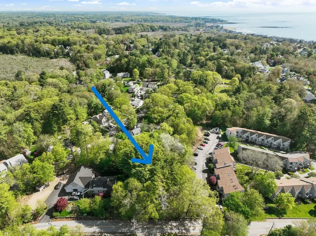 15 Cusack Road Hampton NH 03842