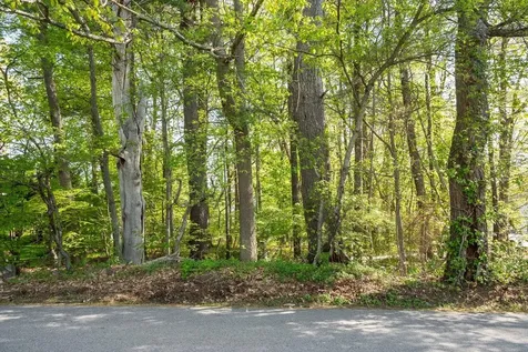 15 Cusack Road Hampton NH 03842