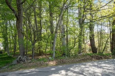 15 Cusack Road Hampton NH 03842
