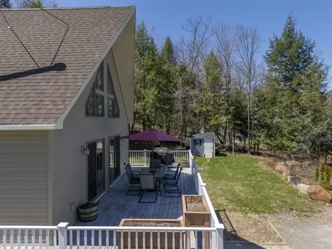 14 Loyd Lane Harrisville NH 03450