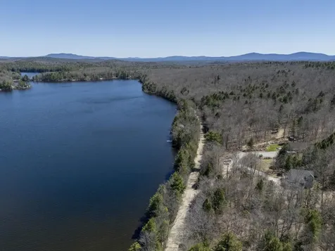 14 Loyd Lane Harrisville NH 03450