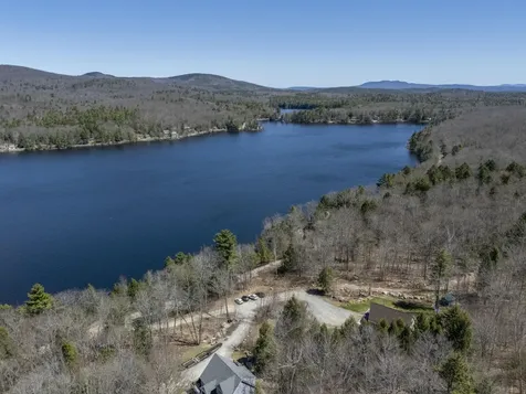 14 Loyd Lane Harrisville NH 03450