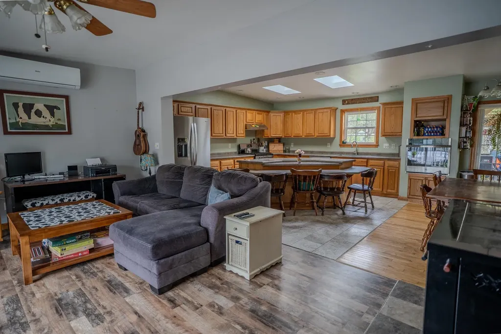 832 114 Route East Haven VT 05837