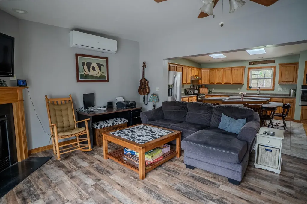 832 114 Route East Haven VT 05837