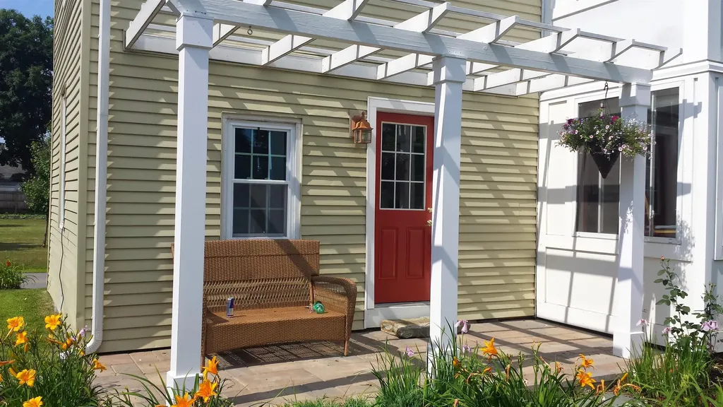 61 Kelleher Street Keene NH 03431