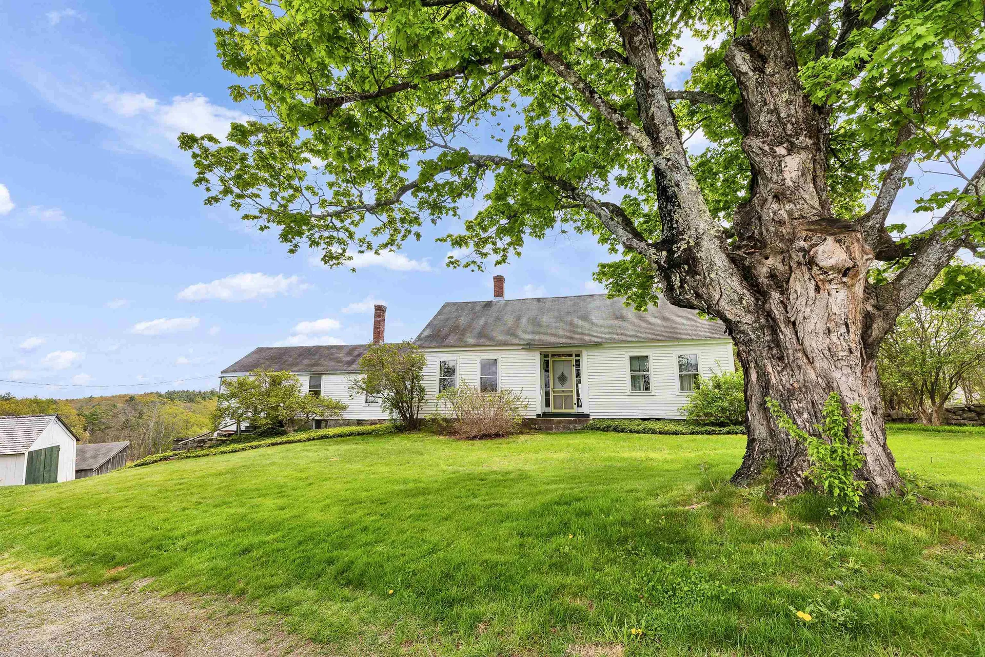 154 Putnam Hill Road Lyndeborough NH 03082