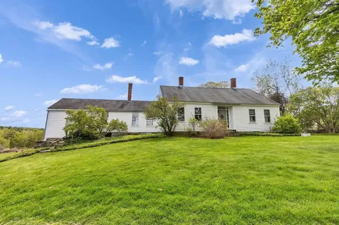 154 Putnam Hill Road Lyndeborough NH 03082