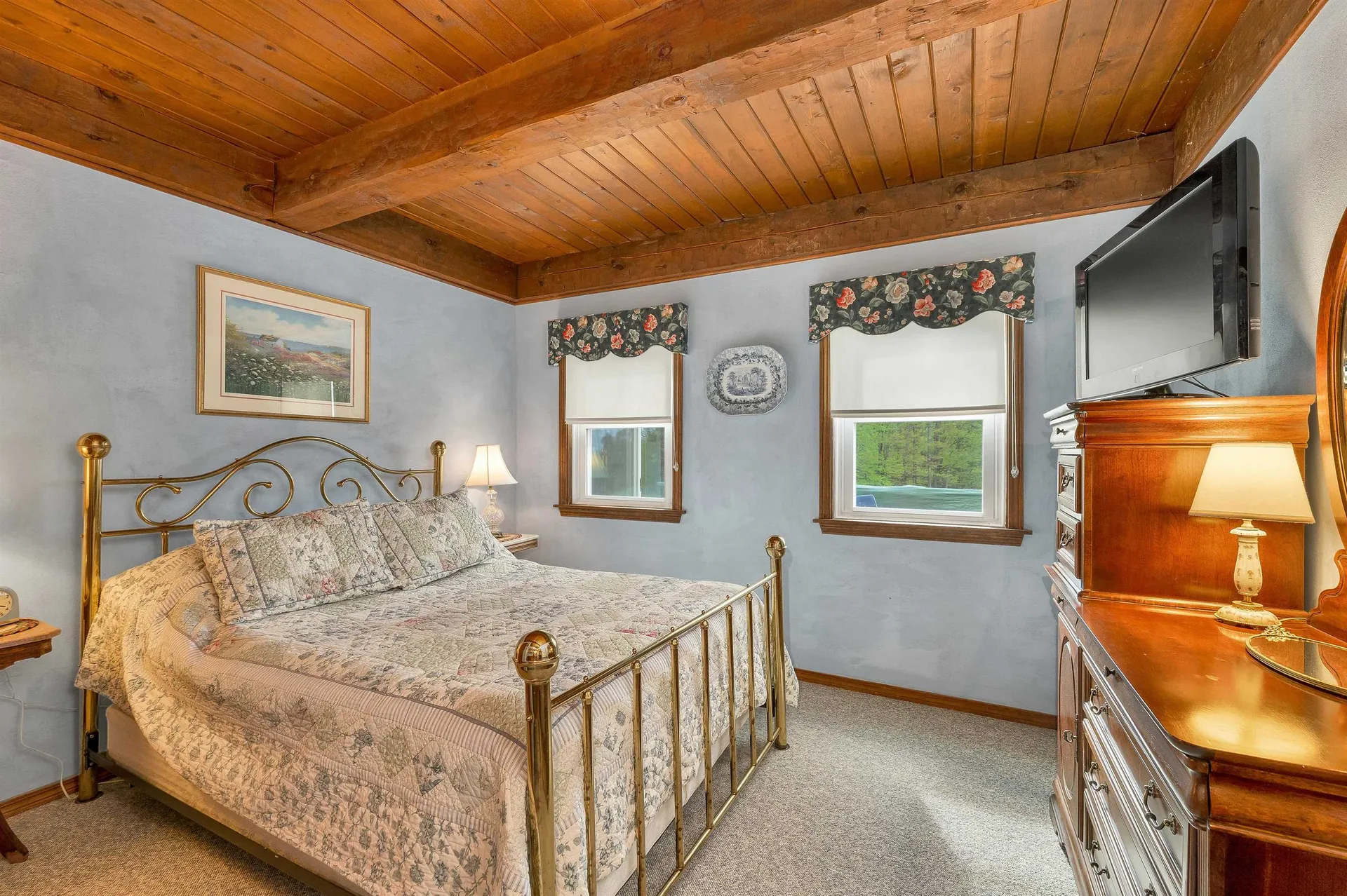 65 Effingham Road Ossipee NH 03864