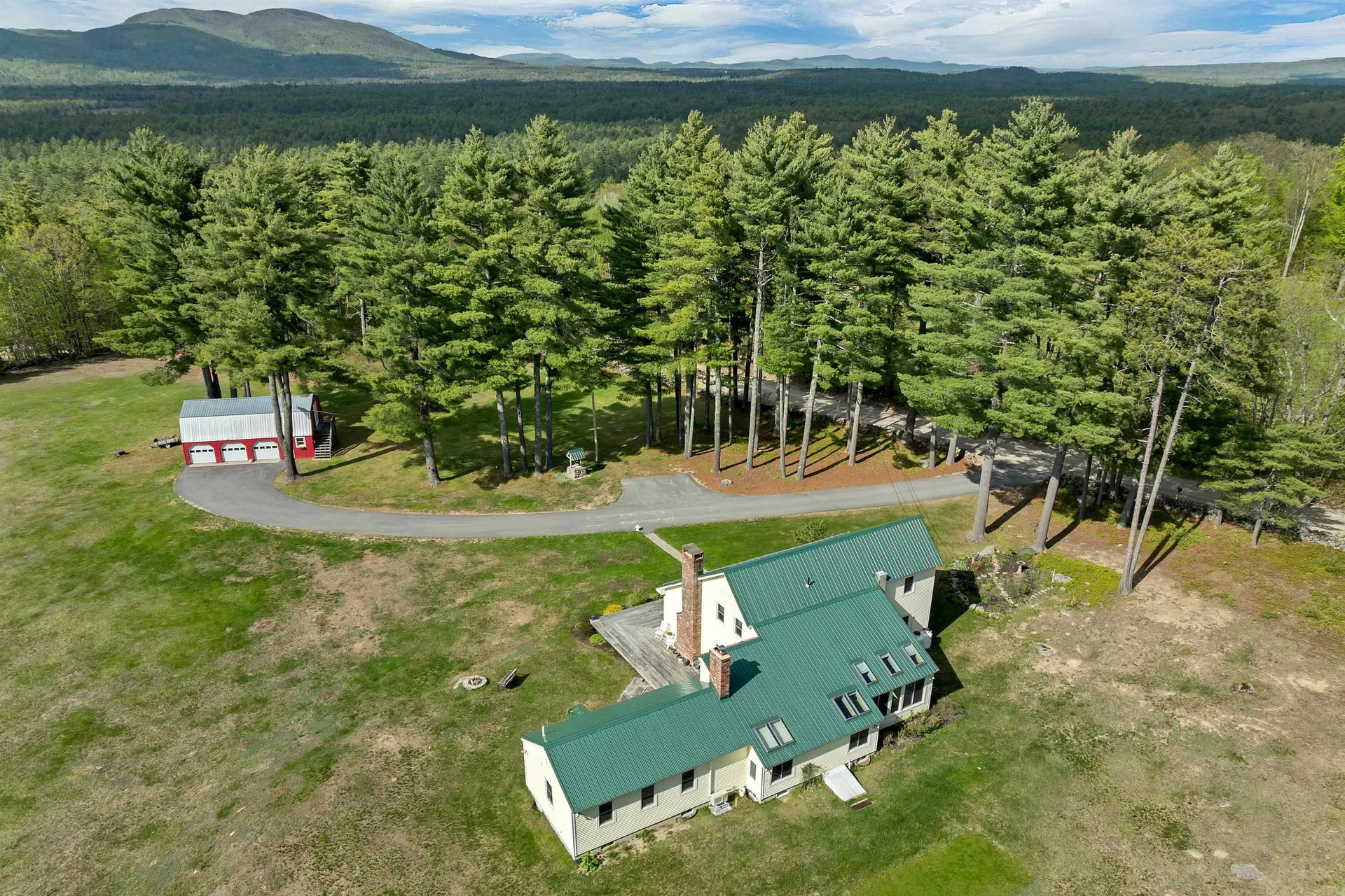 65 Effingham Road Ossipee NH 03864