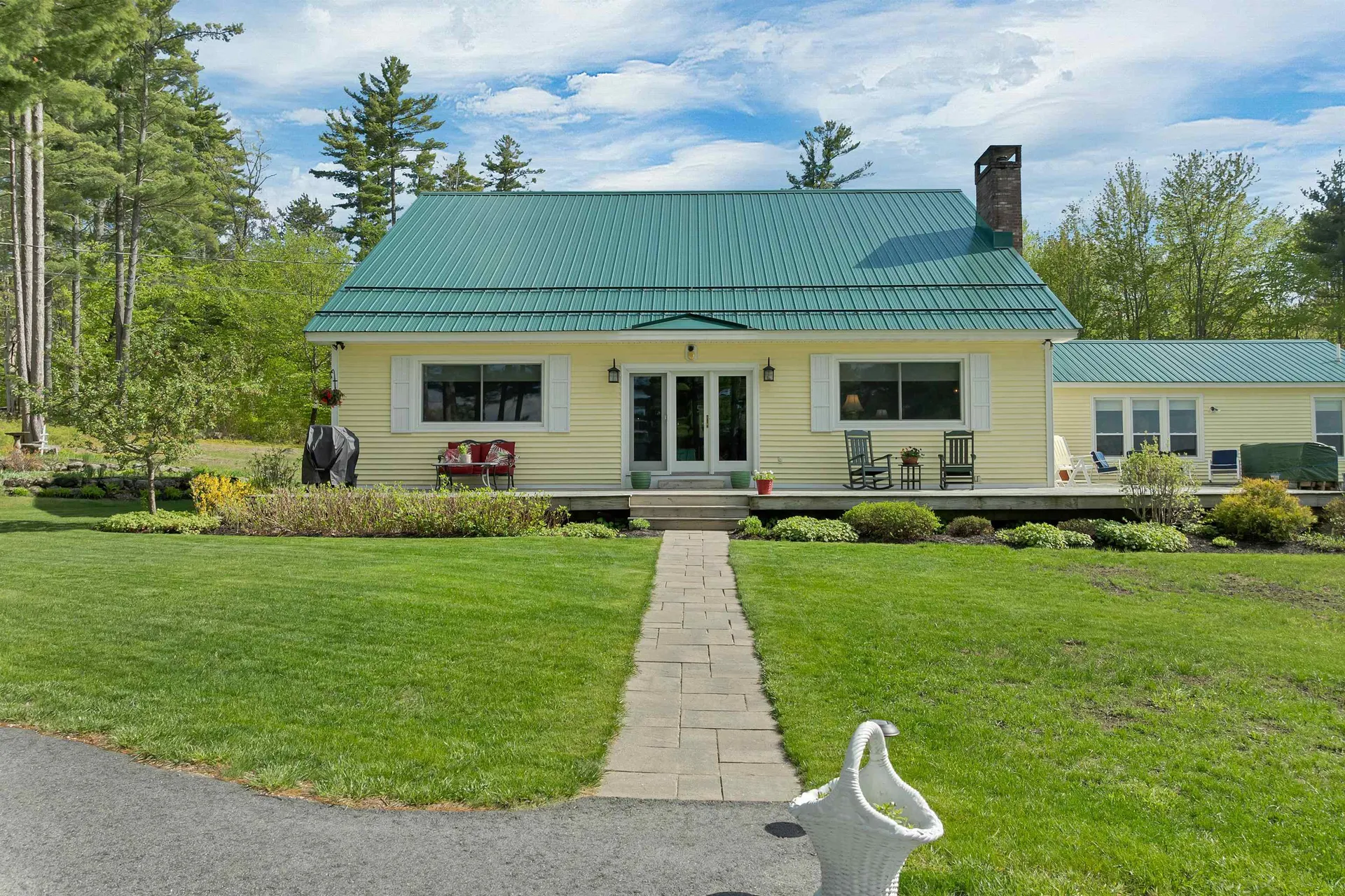 65 Effingham Road Ossipee NH 03864