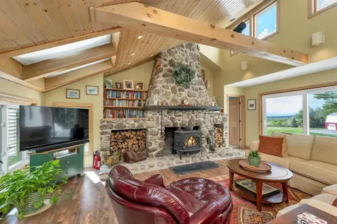65 Effingham Road Ossipee NH 03864