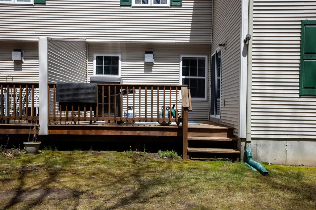 77 Partridge Drive Essex VT 05452