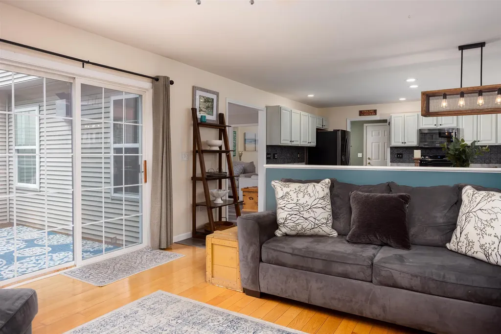 77 Partridge Drive Essex VT 05452