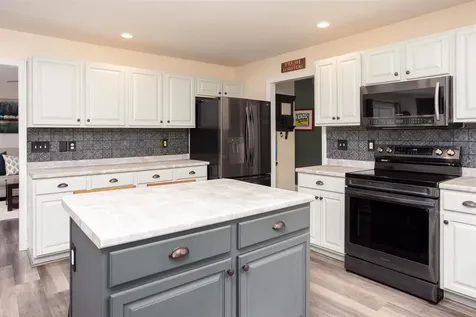 77 Partridge Drive Essex VT 05452