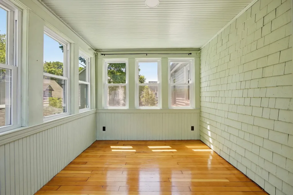 18 Fifield Street Nashua NH 03060