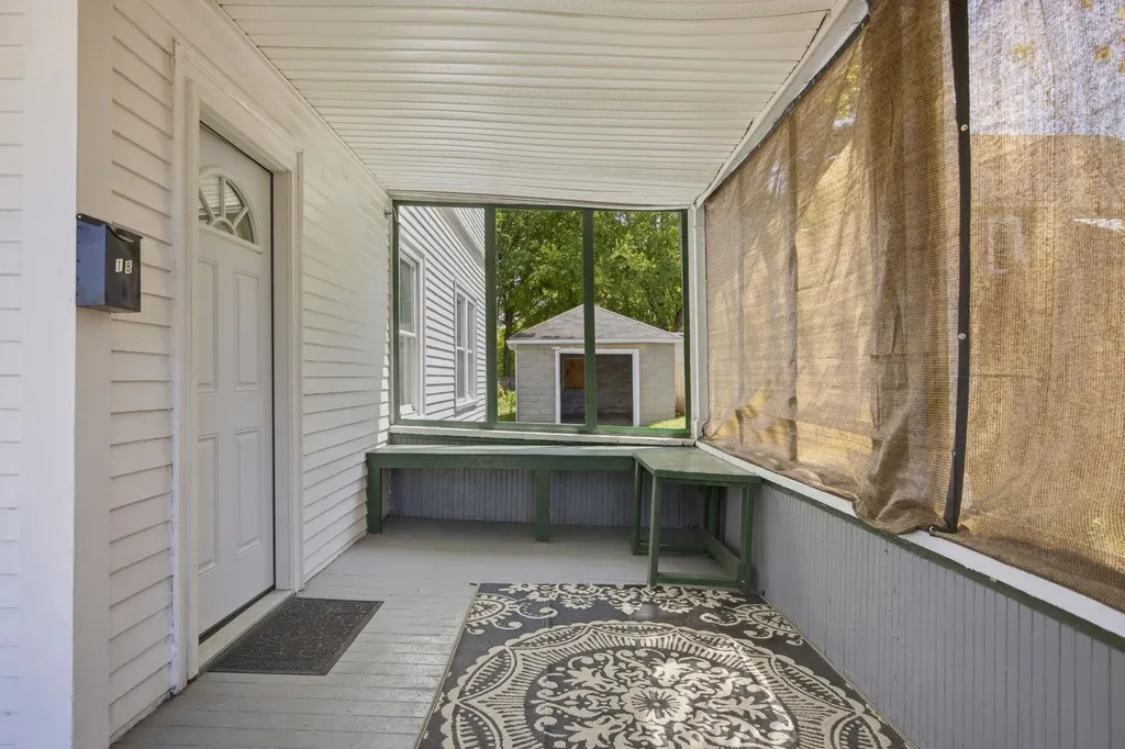 18 Fifield Street Nashua NH 03060
