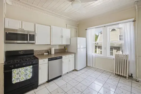 18 Fifield Street Nashua NH 03060